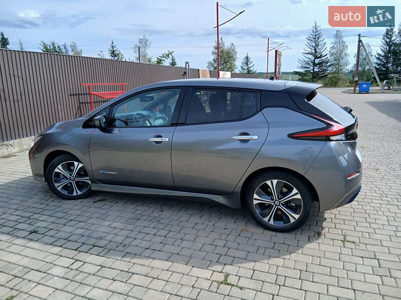 Хэтчбек Nissan Leaf 2020 в Ивано-Франковске
