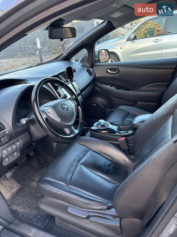 Хэтчбек Nissan Leaf 2015 в Одессе фото 5 Хэтчбек Nissan Leaf 2015 в Одессе