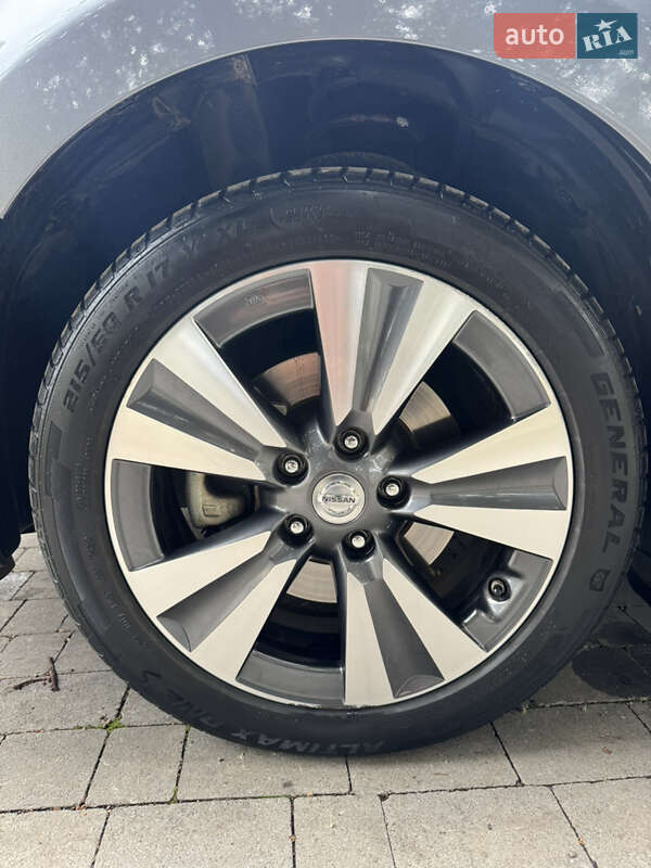 Хетчбек Nissan Leaf 2015 в Чернівцях фото 12 Хетчбек Nissan Leaf 2015 в Чернівцях