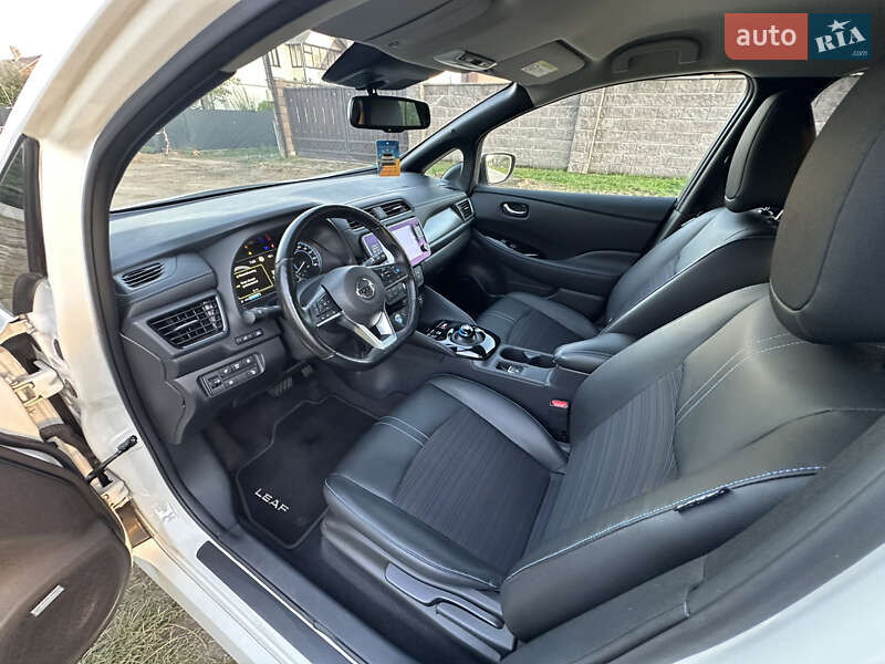 Хэтчбек Nissan Leaf 2020 в Ровно