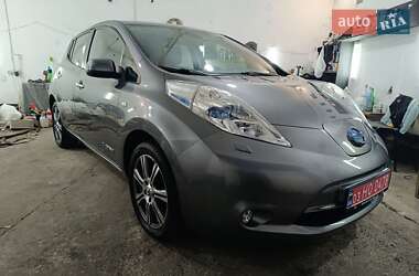 Хэтчбек Nissan Leaf 2016 в Ровно