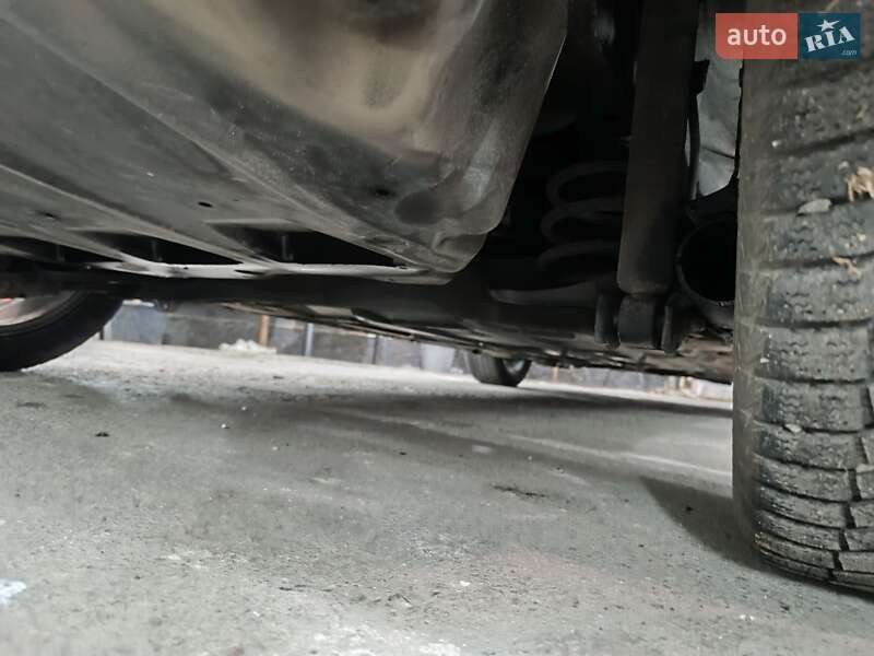 Хэтчбек Nissan Leaf 2015 в Ровно