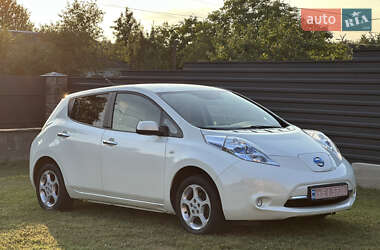 Хэтчбек Nissan Leaf 2012 в Радивилове