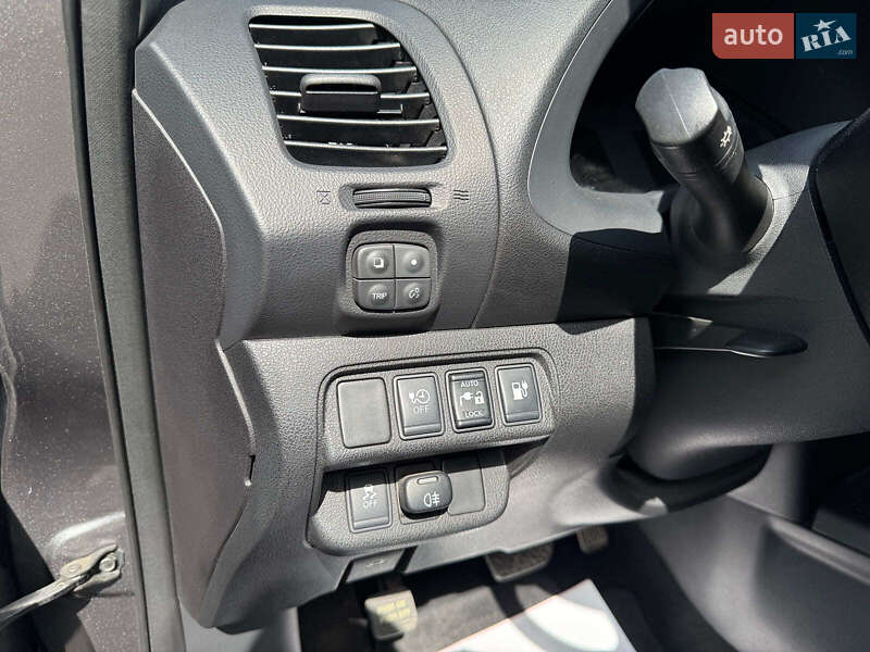 Хетчбек Nissan Leaf 2016 в Запоріжжі фото 21 Хетчбек Nissan Leaf 2016 в Запоріжжі