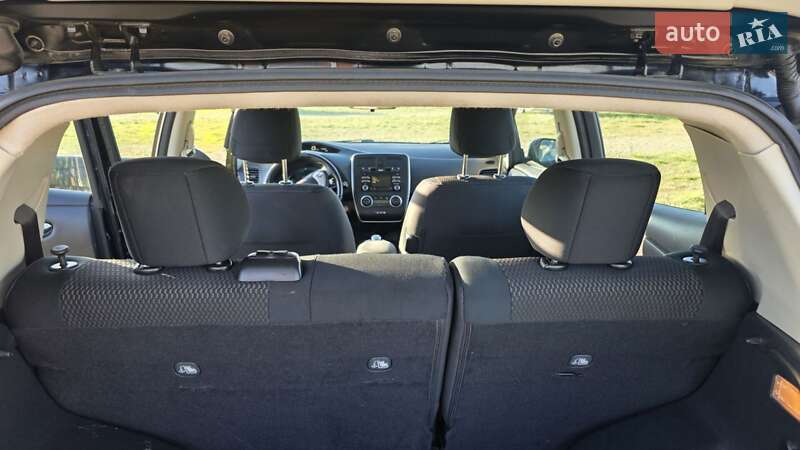 Хетчбек Nissan Leaf 2014 в Калуші