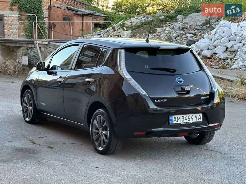 Хэтчбек Nissan Leaf 2016 в Житомире фото 2 Хэтчбек Nissan Leaf 2016 в Житомире