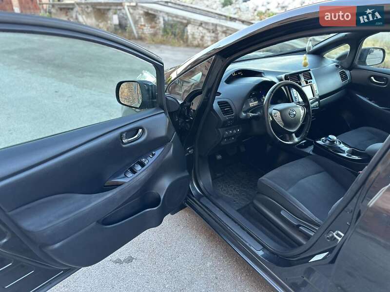 Хэтчбек Nissan Leaf 2016 в Житомире фото 13 Хэтчбек Nissan Leaf 2016 в Житомире