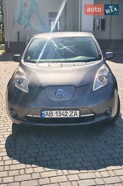 Хэтчбек Nissan Leaf 2015 в Виннице