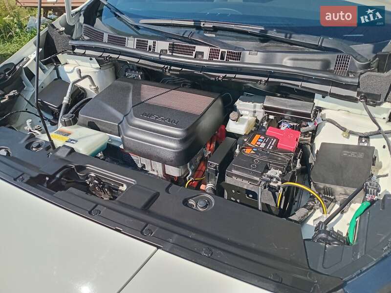 Хэтчбек Nissan Leaf 2022 в Умани фото 10 Хэтчбек Nissan Leaf 2022 в Умани