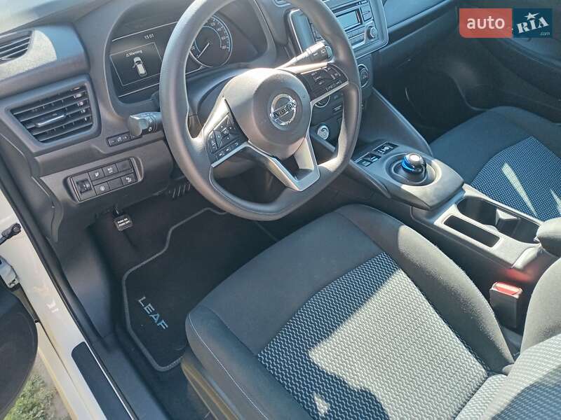 Хэтчбек Nissan Leaf 2022 в Умани фото 21 Хэтчбек Nissan Leaf 2022 в Умани