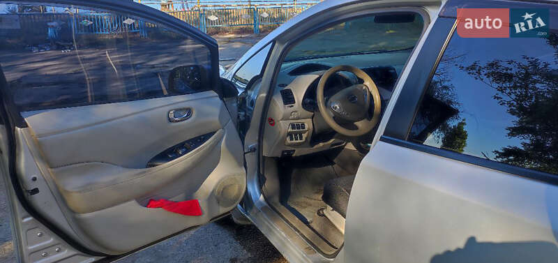 Хэтчбек Nissan Leaf 2011 в Запорожье фото 3 Хэтчбек Nissan Leaf 2011 в Запорожье