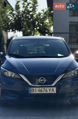 Хэтчбек Nissan Leaf 2018 в Кременчуге