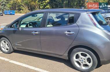 Хэтчбек Nissan Leaf 2014 в Одессе