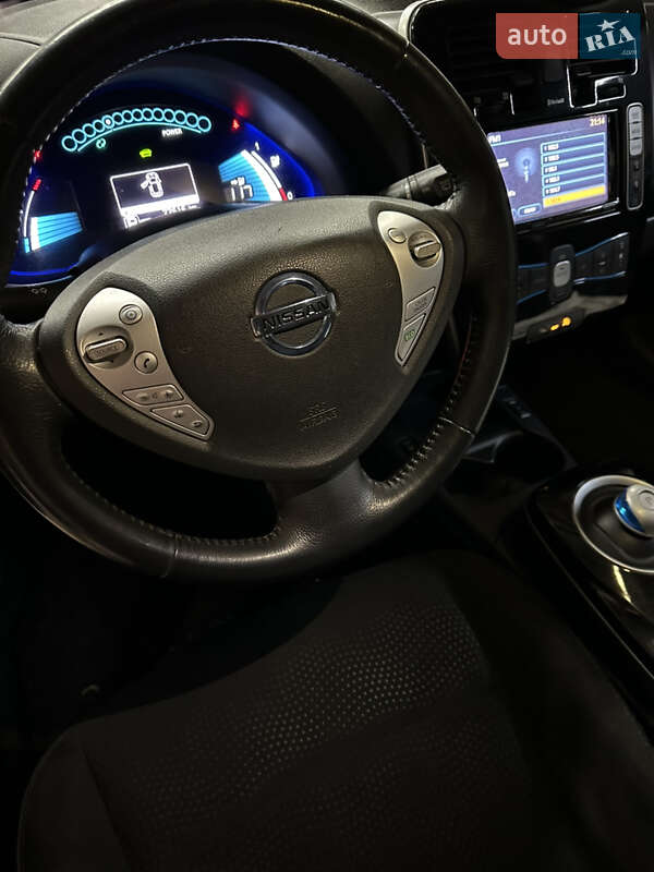Хэтчбек Nissan Leaf 2014 в Харькове
