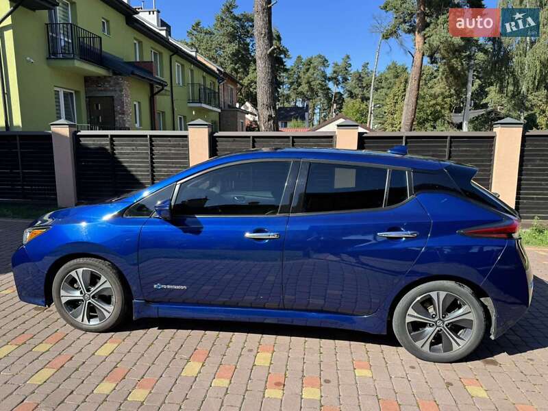 Хетчбек Nissan Leaf 2018 в Львові