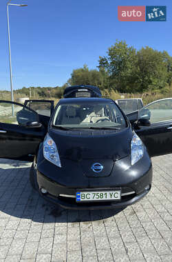 Хэтчбек Nissan Leaf 2011 в Львове