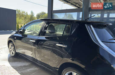 Хетчбек Nissan Leaf 2011 в Львові