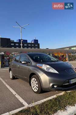 Хэтчбек Nissan Leaf 2016 в Киеве