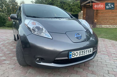 Хэтчбек Nissan Leaf 2016 в Монастыриске