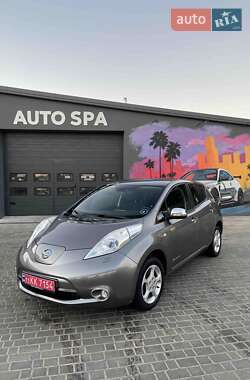 Хетчбек Nissan Leaf 2014 в Звенигородці