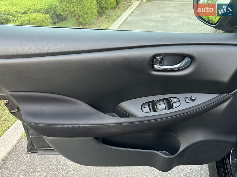 Хэтчбек Nissan Leaf 2022 в Харькове фото 26 Хэтчбек Nissan Leaf 2022 в Харькове