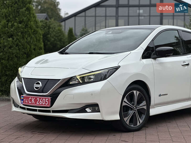 Хэтчбек Nissan Leaf 2018 в Стрые