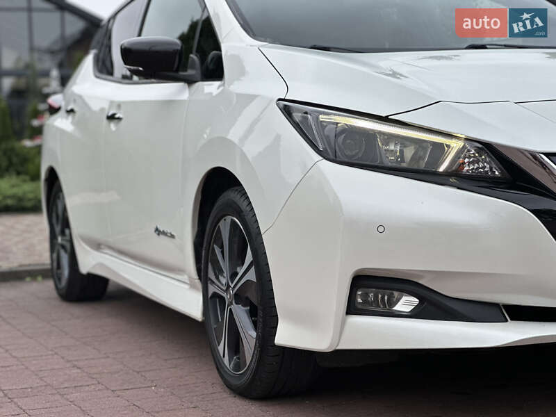 Хэтчбек Nissan Leaf 2018 в Стрые