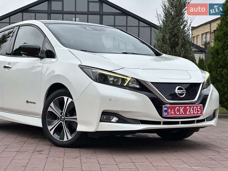 Хэтчбек Nissan Leaf 2018 в Стрые