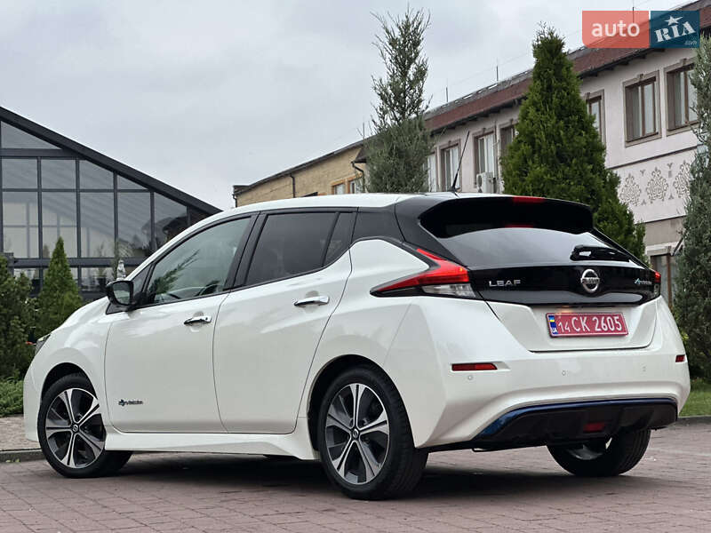 Хэтчбек Nissan Leaf 2018 в Стрые