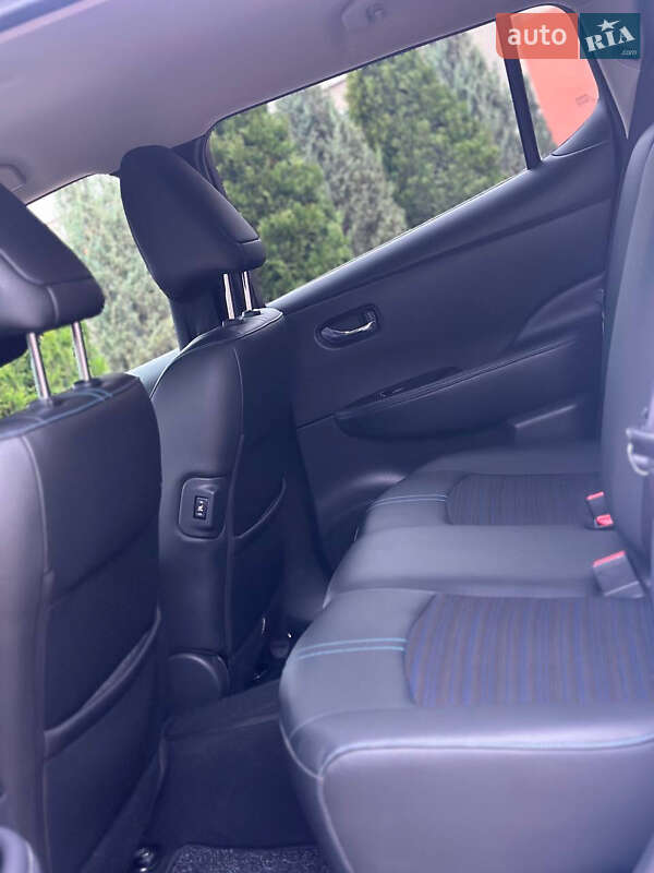 Хэтчбек Nissan Leaf 2018 в Стрые