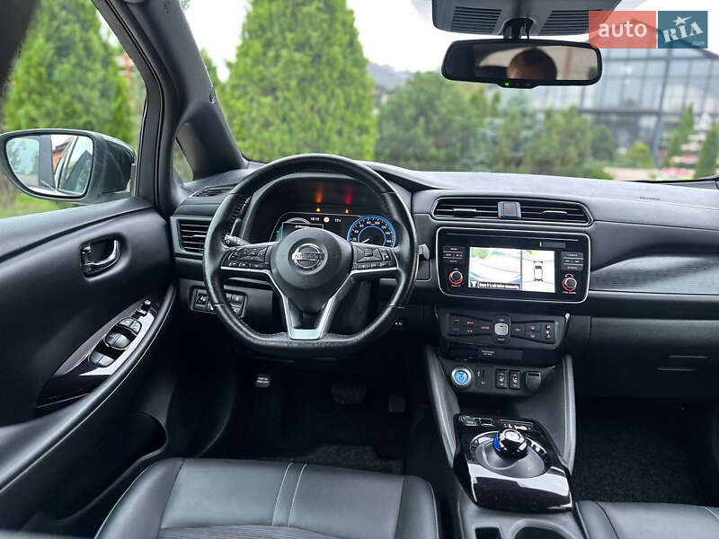 Хэтчбек Nissan Leaf 2018 в Стрые
