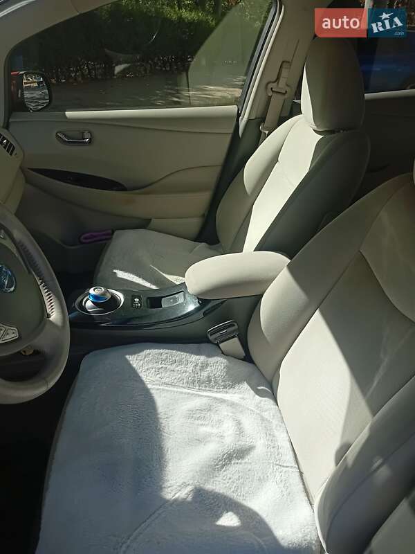Хэтчбек Nissan Leaf 2011 в Одессе фото 8 Хэтчбек Nissan Leaf 2011 в Одессе