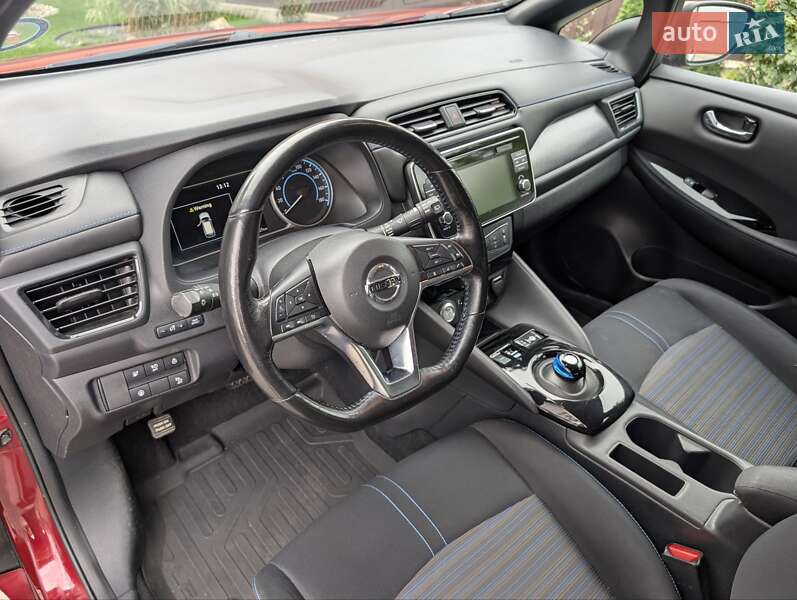 Хэтчбек Nissan Leaf 2018 в Виннице