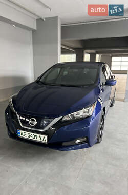 Хэтчбек Nissan Leaf 2020 в Днепре
