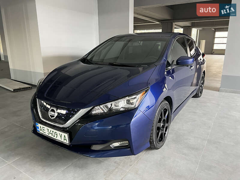 Хетчбек Nissan Leaf 2020 в Дніпрі фото 13 Хетчбек Nissan Leaf 2020 в Дніпрі
