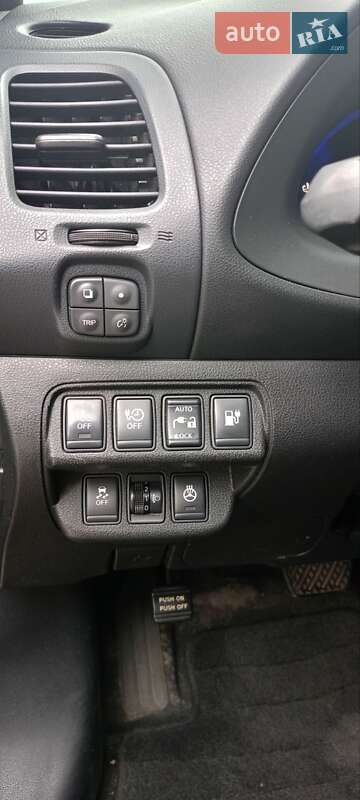 Хэтчбек Nissan Leaf 2014 в Одессе