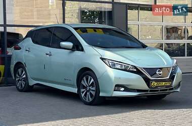 Хетчбек Nissan Leaf 2018 в Івано-Франківську