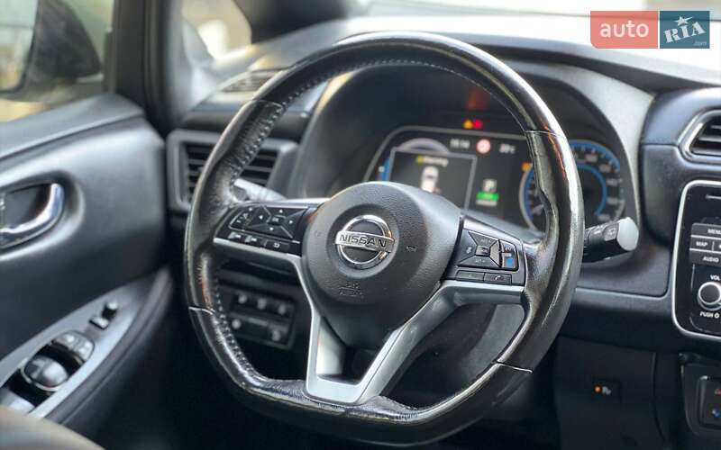 Хэтчбек Nissan Leaf 2018 в Ивано-Франковске