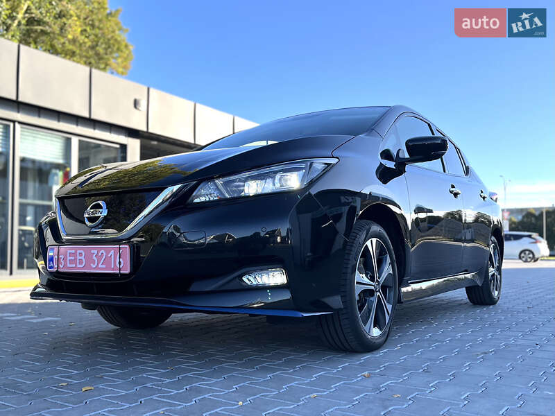 Хэтчбек Nissan Leaf 2019 в Владимире фото 2 Хэтчбек Nissan Leaf 2019 в Владимире