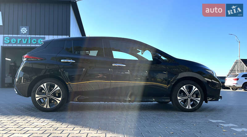 Хэтчбек Nissan Leaf 2019 в Владимире фото 7 Хэтчбек Nissan Leaf 2019 в Владимире