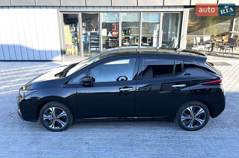 Хэтчбек Nissan Leaf 2019 в Владимире фото 16 Хэтчбек Nissan Leaf 2019 в Владимире