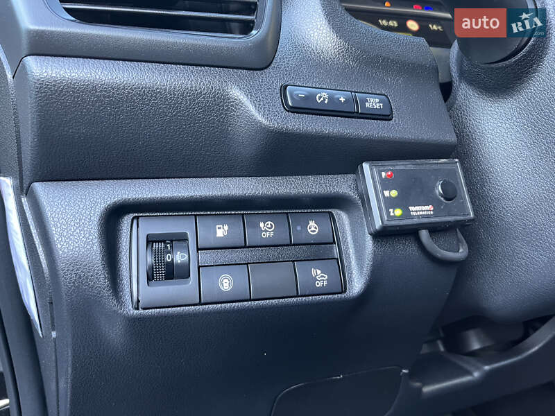 Хэтчбек Nissan Leaf 2019 в Владимире фото 27 Хэтчбек Nissan Leaf 2019 в Владимире