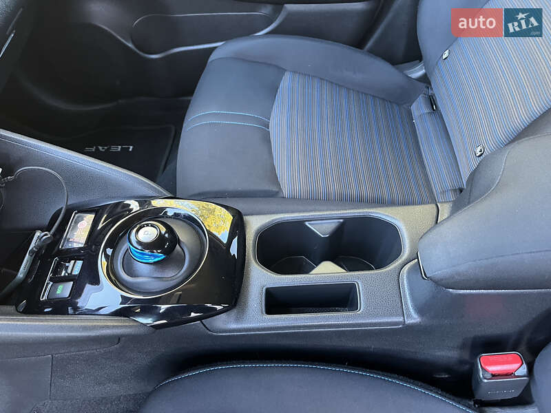 Хэтчбек Nissan Leaf 2019 в Владимире фото 33 Хэтчбек Nissan Leaf 2019 в Владимире