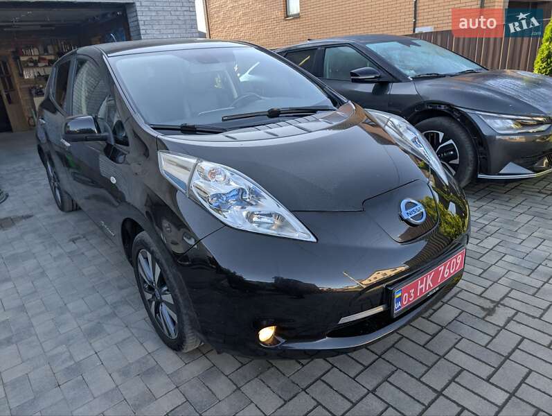 Хэтчбек Nissan Leaf 2013 в Виннице