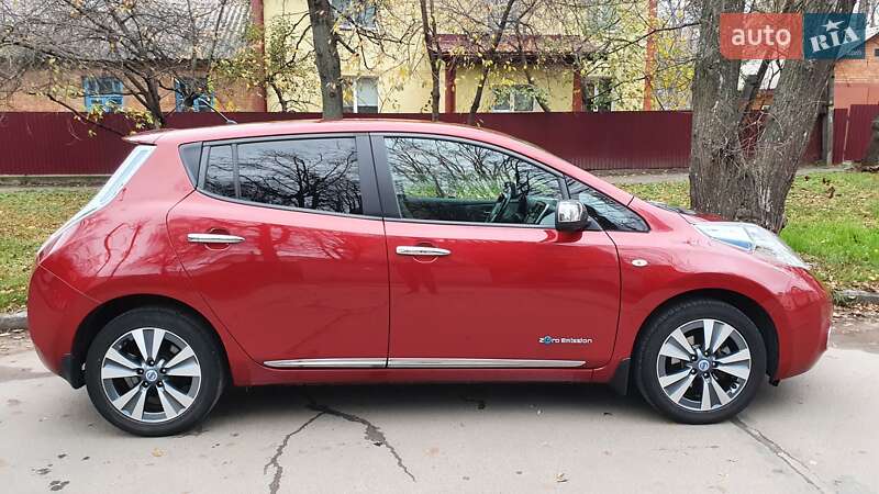 Nissan Leaf 2014