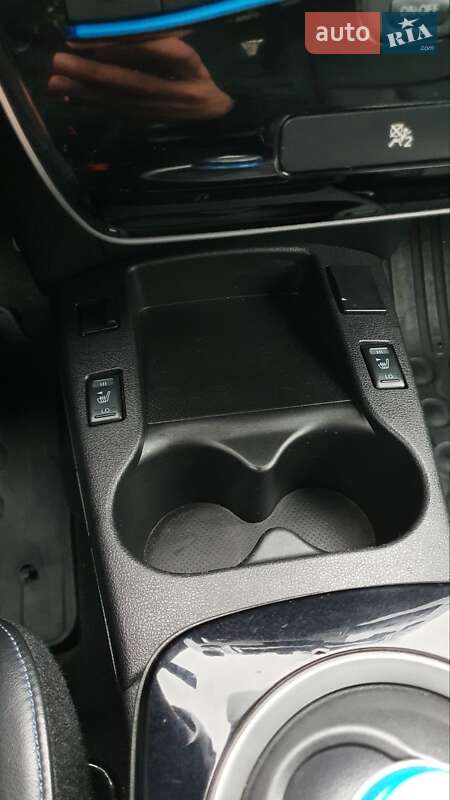 Хетчбек Nissan Leaf 2014 в Вінниці