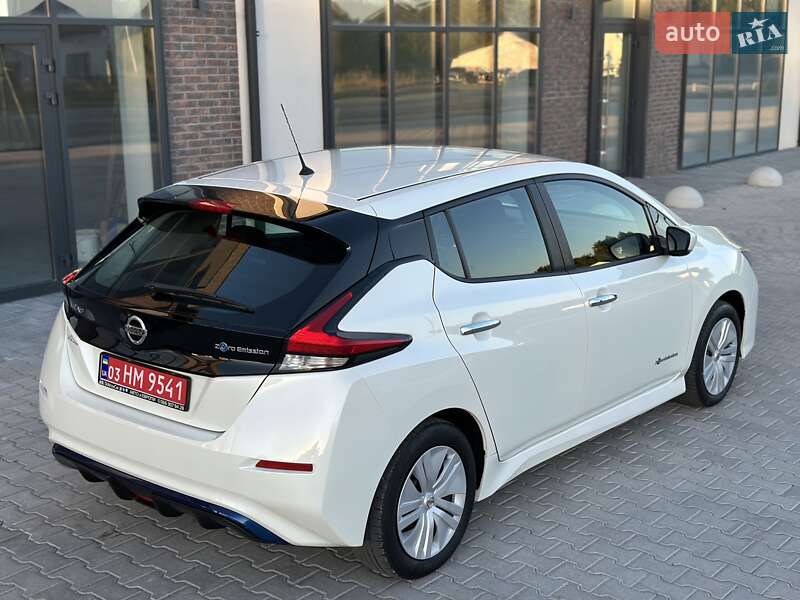 Хэтчбек Nissan Leaf 2019 в Тернополе