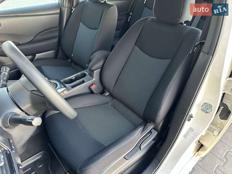 Хэтчбек Nissan Leaf 2019 в Тернополе