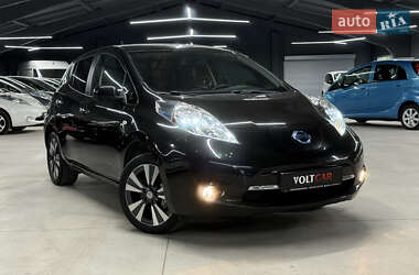 Хэтчбек Nissan Leaf 2015 в Владимире