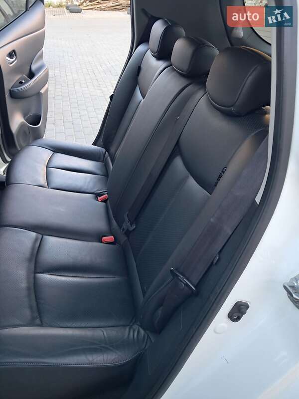 Хэтчбек Nissan Leaf 2017 в Черновцах фото 17 Хэтчбек Nissan Leaf 2017 в Черновцах
